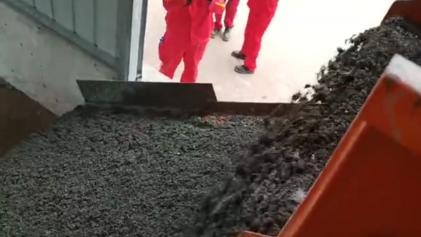 水基泥浆不落地效果
