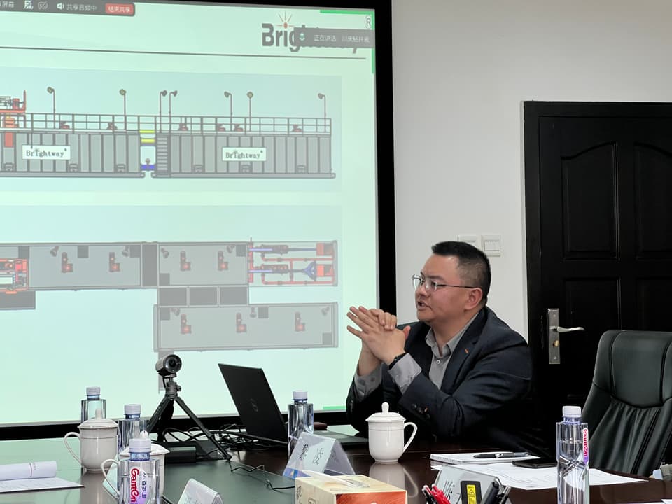 正道能源集团总经理王勇在交流中表示，当前油气行业面临着日趋激烈的市场竞争，唯有依托各自优势实现强强联合，才能突破发展瓶颈，抢抓市场机遇，实现互利共赢、高质量发展。