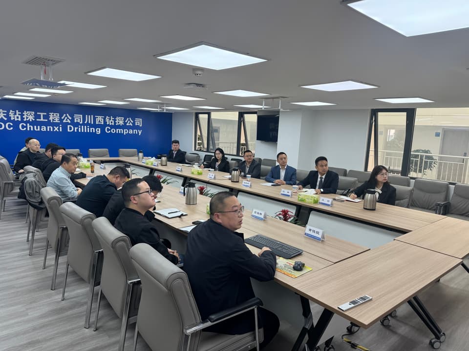 正道能源与川庆钻探川西钻探公司开展油气钻探专项交流活动